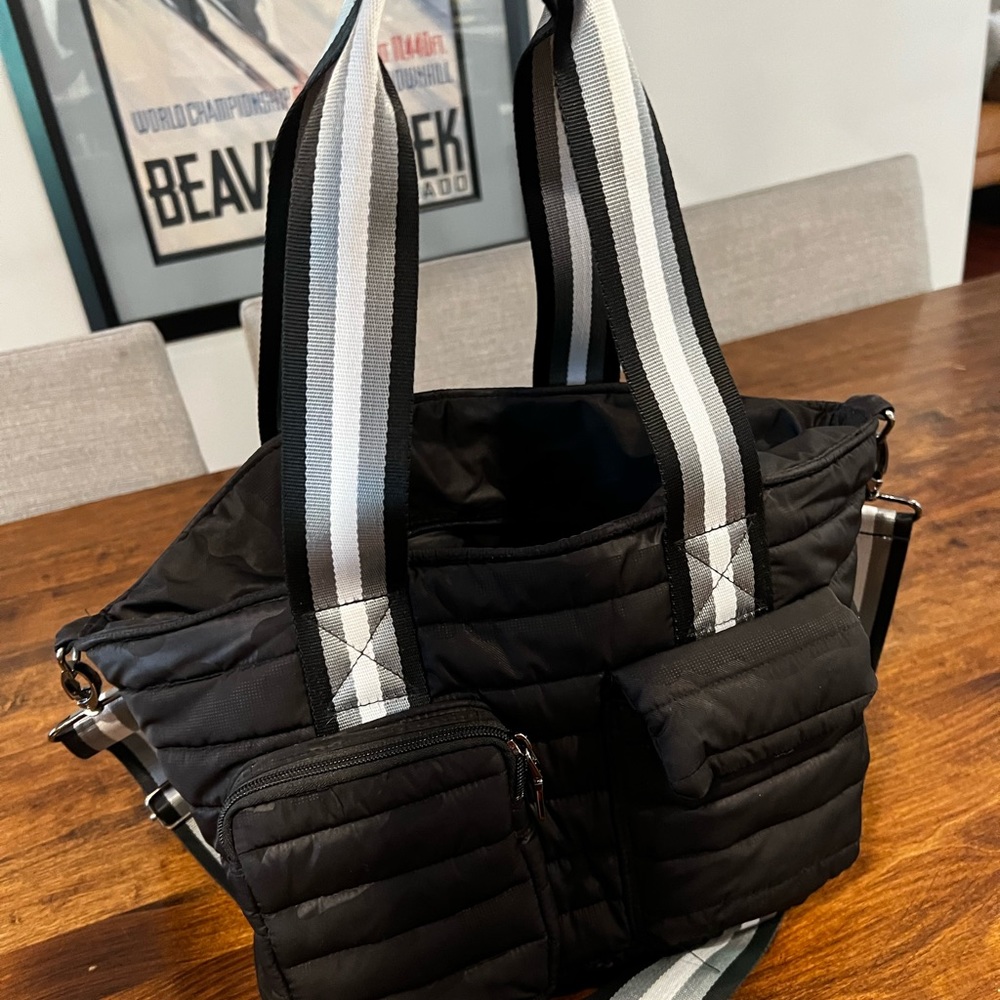 Think Rolyn Junior Winan camo bag with elevated pockets